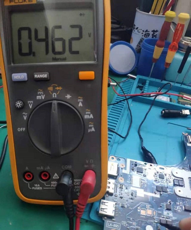 迅维学员分享:联想S400笔记本短路维修 图6