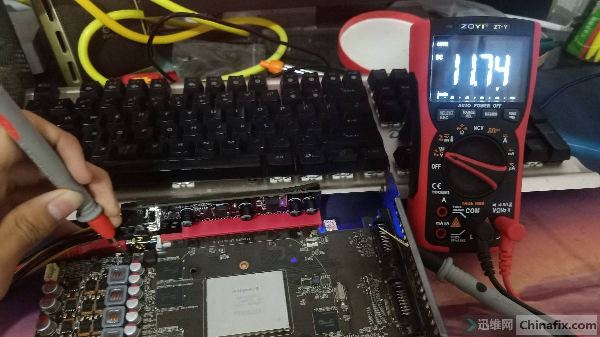 双敏GTX560SE显卡开机不认卡维修 图3