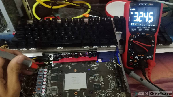 双敏GTX560SE显卡开机不认卡维修 图4