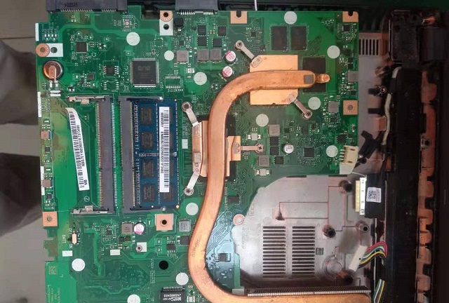 迅维实地学员分享:ACER E5-474G笔记本不开机维修 图2