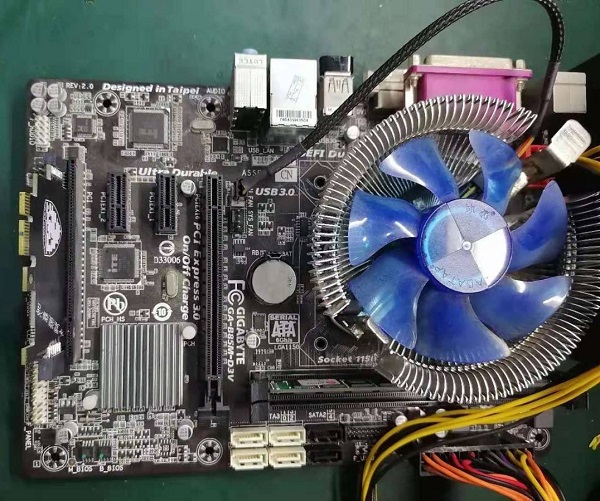 迅维培训学员分享:技嘉GA-B85M-D3V主板触发上电掉电维修 图1