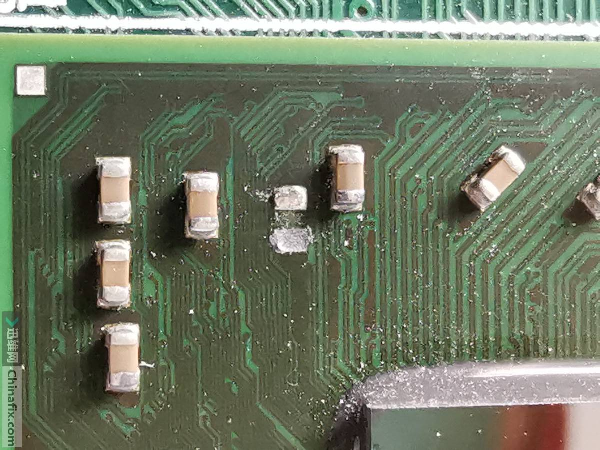 联想CFT3I1主板开机风扇转,屏幕不显示维修 图3