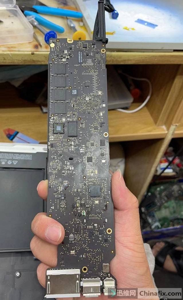 迅维实地学员分享:二修Mac Air A1466笔记本不开机 图1