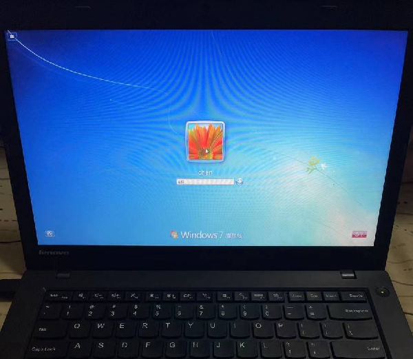 联想ThinkPad T450笔记本黑屏无背光通病维修 图13