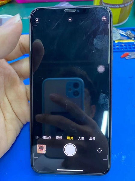 iPhone XS MXA手机前置摄像头打不开，面容id不能用维修 图1