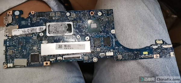 联想小新Air13IWL笔记本待机短路维修 图2