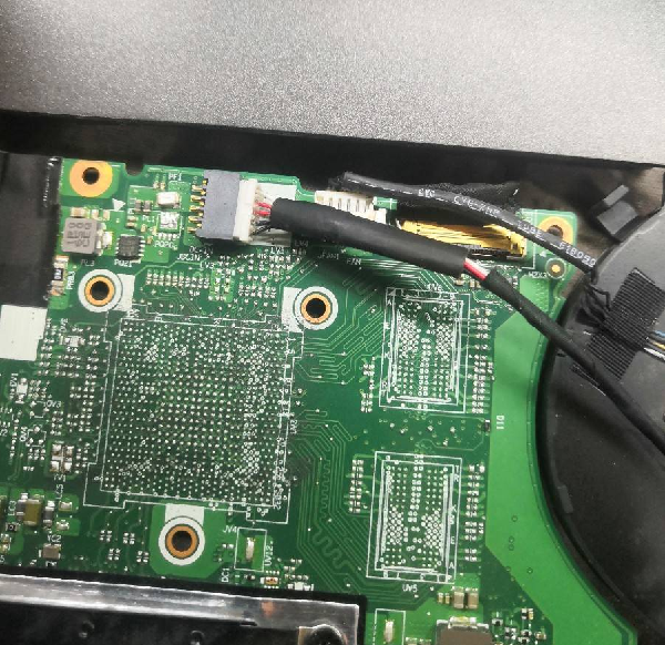 联想ThinkPad L450笔记本无法充电维修 图7