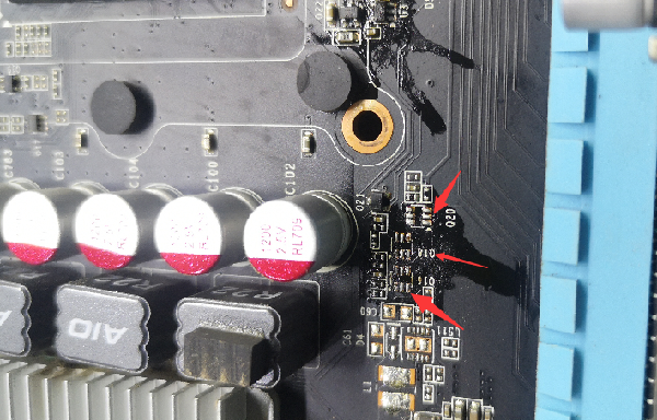 索泰GTX1050TI-4GD5显卡开机不显示维修 图3
