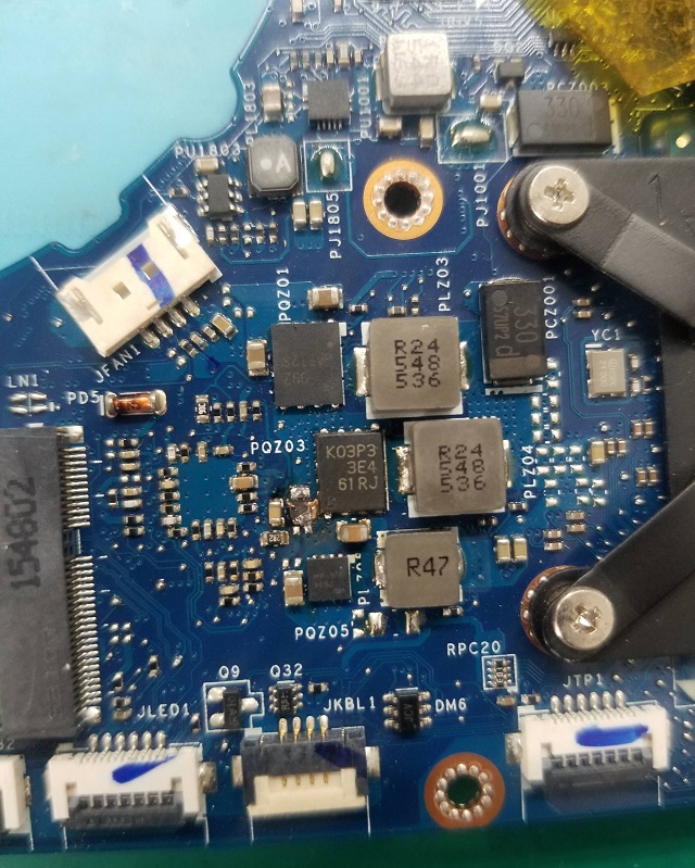 迅维实地学员分享:惠普TPN-C122笔记本不开机主板烧坏维修