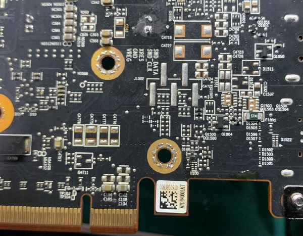 AMD RX 6700 XT 显卡上机不认卡维修 图9