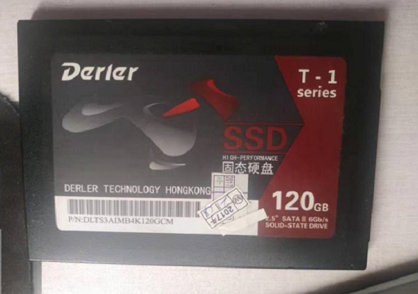 德乐Derler T-1series 120G SSD固态硬盘不认盘故障修复 图1