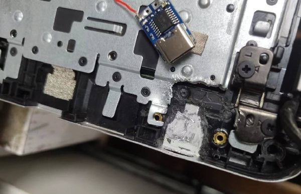 华为KPRC-W10L笔记本插充电器没反应维修 图7