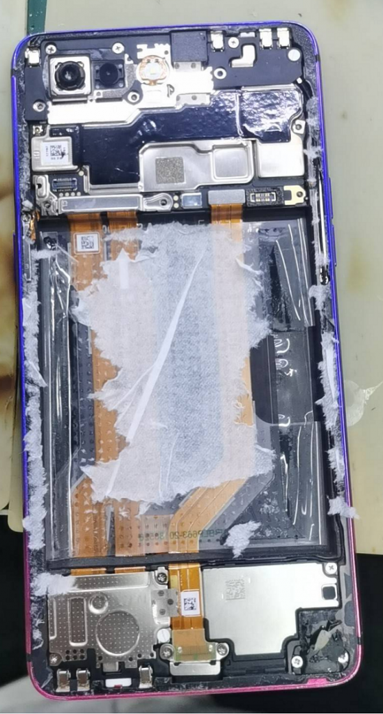 OPPO R15手机开机不显示故障维修 图2